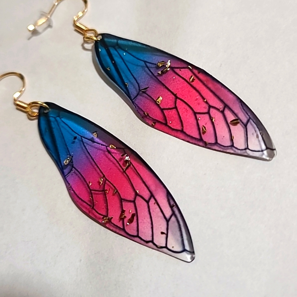 Hand Crafted Dragonfly wing earrings - Picture 3 of 4